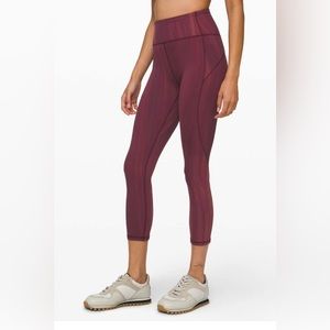 Lululemon In Movement Crop 23" *Everlux, size 10